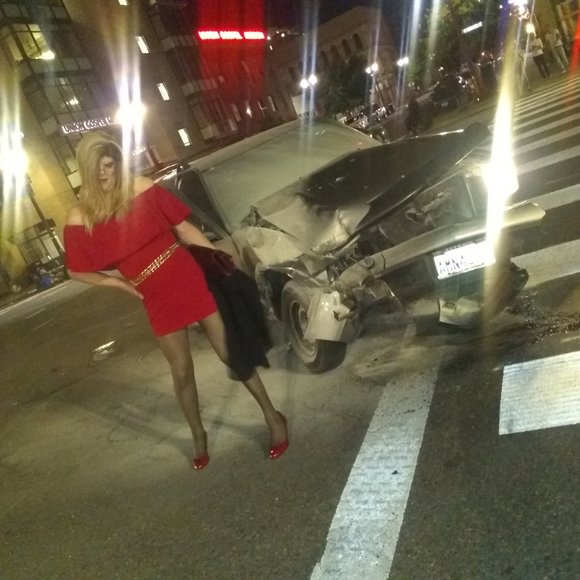 Charm - Picture 5 of 7